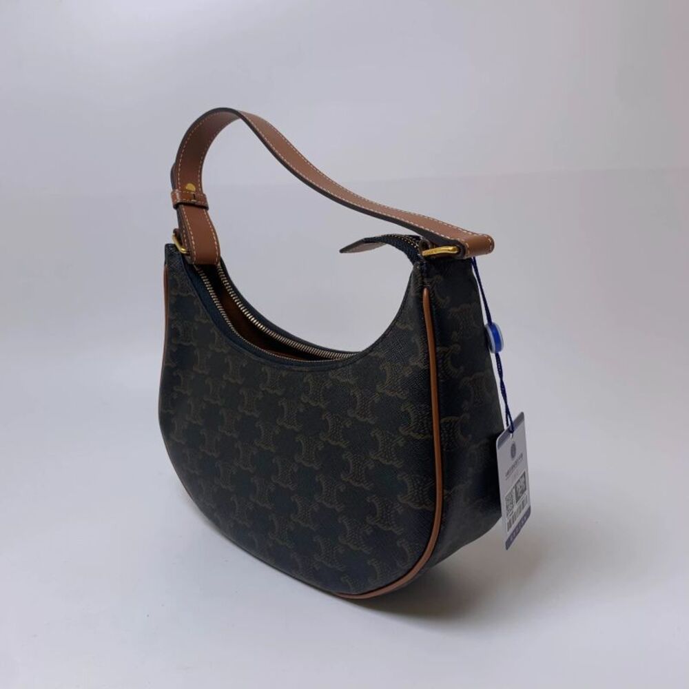 Celine Women Pre-Loved Bag Very Good Condition - Picture 2 of 9